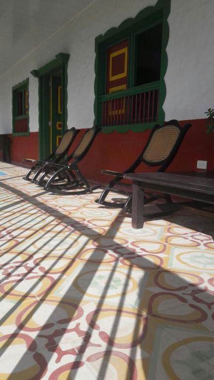 Hostal Casa De Los Taitas Salento Bagian luar foto