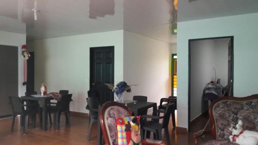 Hostal Casa De Los Taitas Salento Bagian luar foto