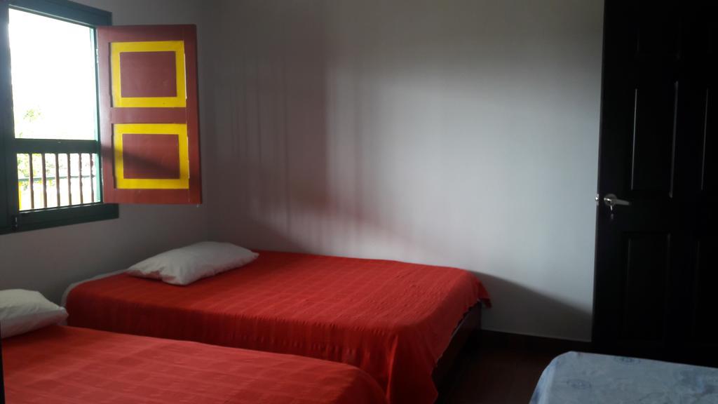 Hostal Casa De Los Taitas Salento Bagian luar foto