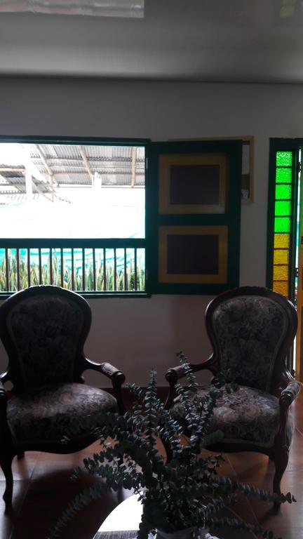 Hostal Casa De Los Taitas Salento Bagian luar foto