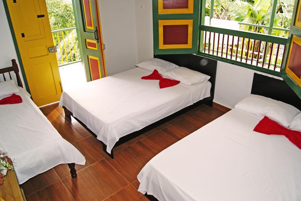 Hostal Casa De Los Taitas Salento Bagian luar foto